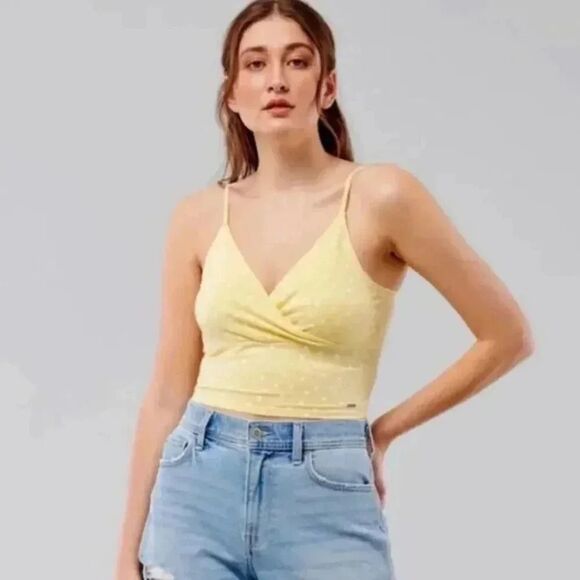 Hollister wrap cropped cami - Picture 1 of 4